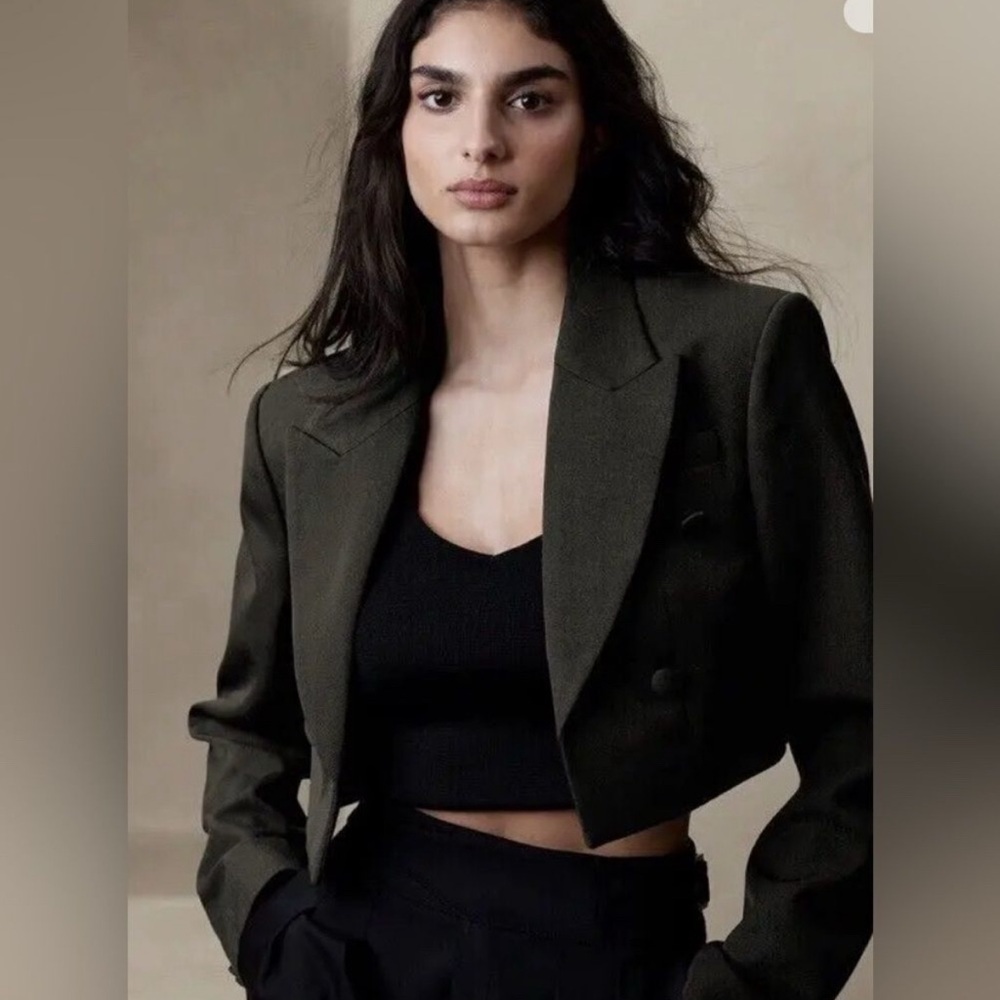 Banana Republic CARA CROPPED TUXEDO JACKET